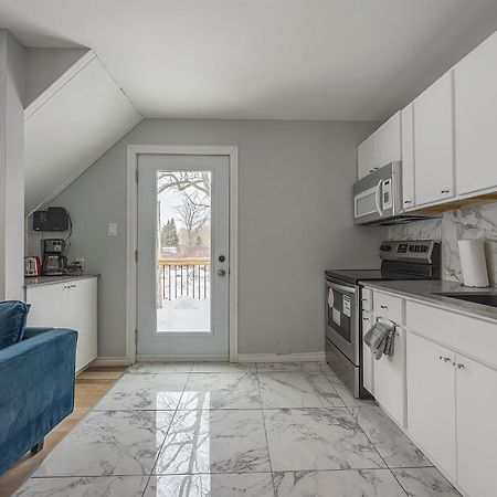 3 Bedroom Appartment-Limestone Kingston Esterno foto